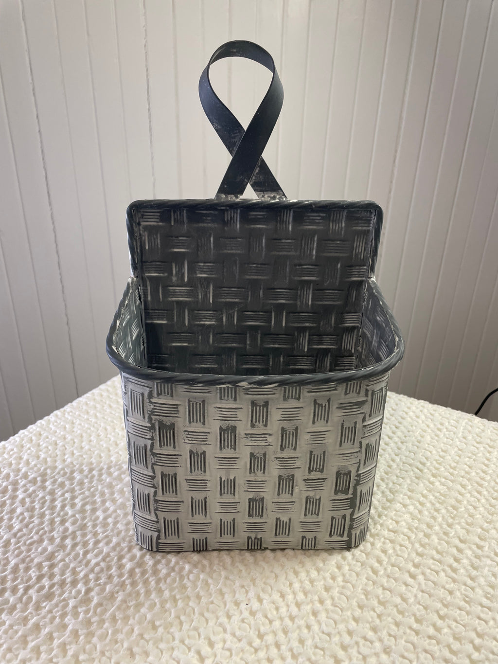 Metal Basket Weave Wall Pocket
