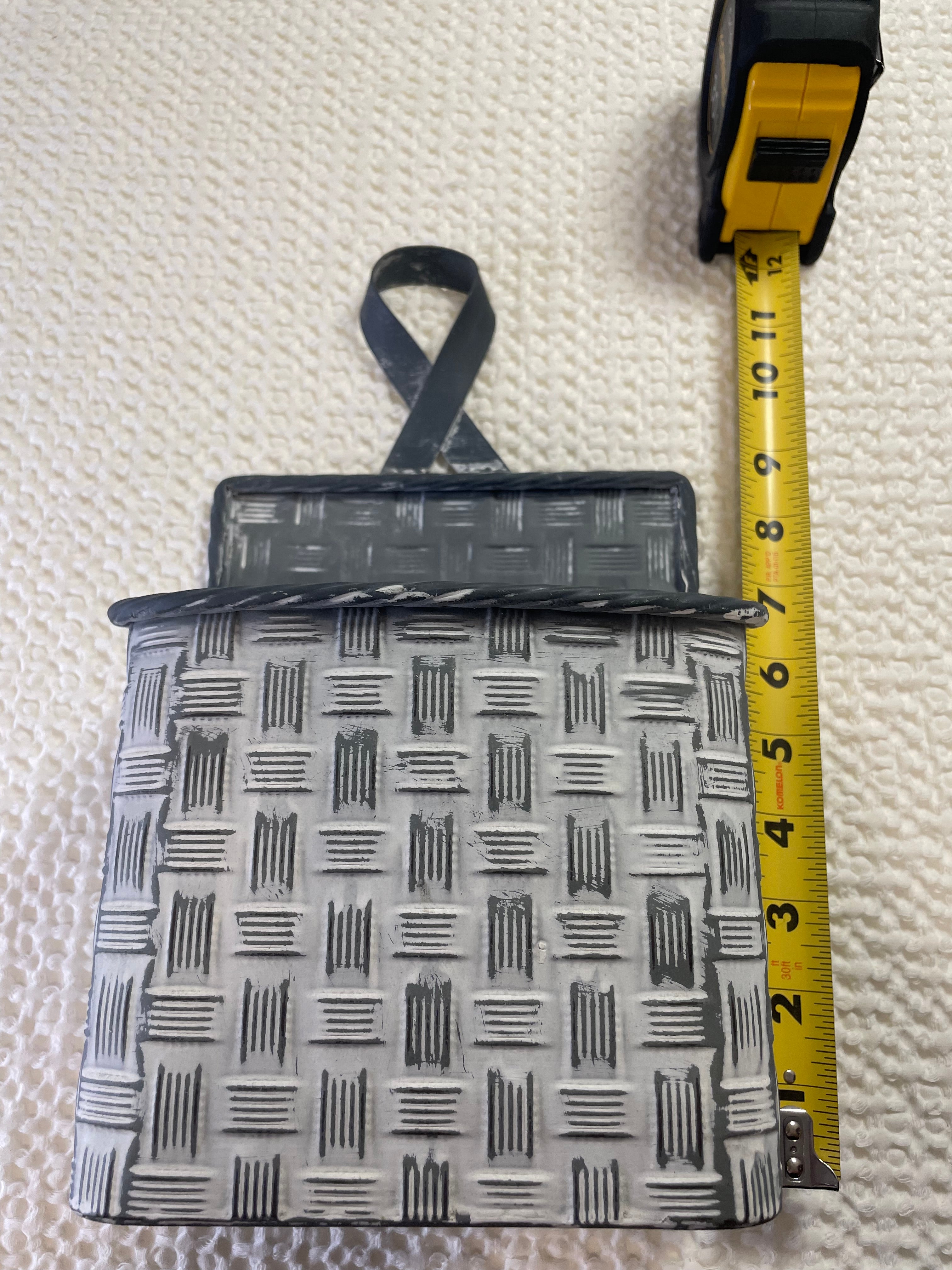 Metal Basket Weave Wall Pocket